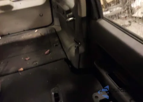 2010 Jeep Grand Cherokee Laredo z USA, uszkodzony, nr VIN 1J4PR4GK3AC137754